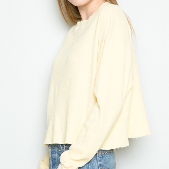 Brandy Melville Cropped Long Sleeve - Picture 2 of 5